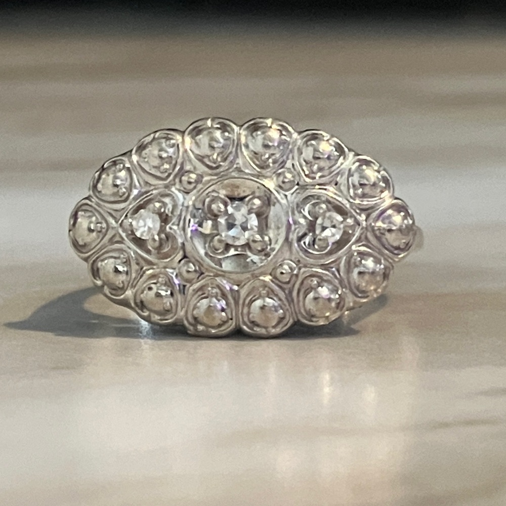 Antique 14k solid white gold ring